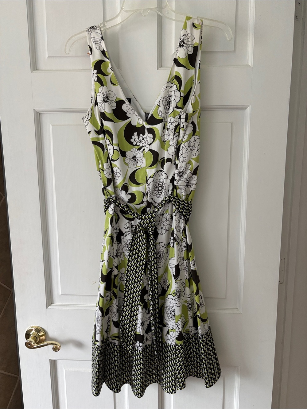 Kim Rogers Green, Black and White Floral V-Neck Midi Dress